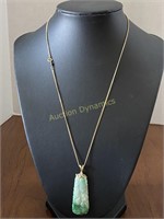 14K Gold Chain and Jade Pendant
