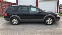 2005 Ford Freestyle, 7 Passengers,AWD