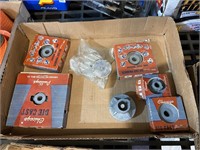 diecast pulleys assorted sizes total of 7