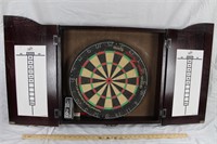 Quality Dartboard &  Wood Wall Case