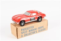 PACESETTER SPLIT WINDOW COUPE LIQUOR DECANTER/ BOX