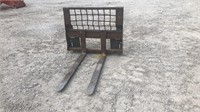 Pallet Fork Attachment Fits Skidsteer