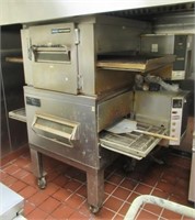 Lincoln Impinger - Middle by Marshall Pizza oven.