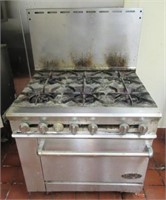 DCS 6 burner stove & oven. Measures 3ft wide.