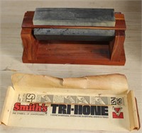 Smith's Tri Hone knife  sharpener