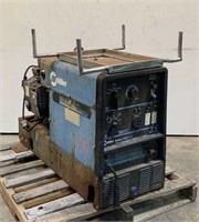 Miller Welding/Power Generator Bobcat 225G Plus