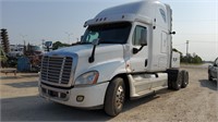 2012 Freightliner Cascadia 125 Truck Tractor T/A 1