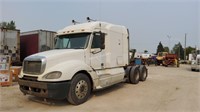 2003 Freightliner Columbia 120 Highway Tractor T/A