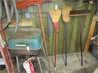 GRILL, 4 BROOMS,WIRE COOKERS