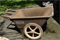 RUBBERMAID GARDEN CART