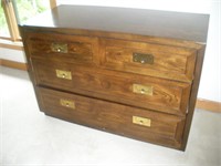 Henredon Side Dresser, 18x40x28