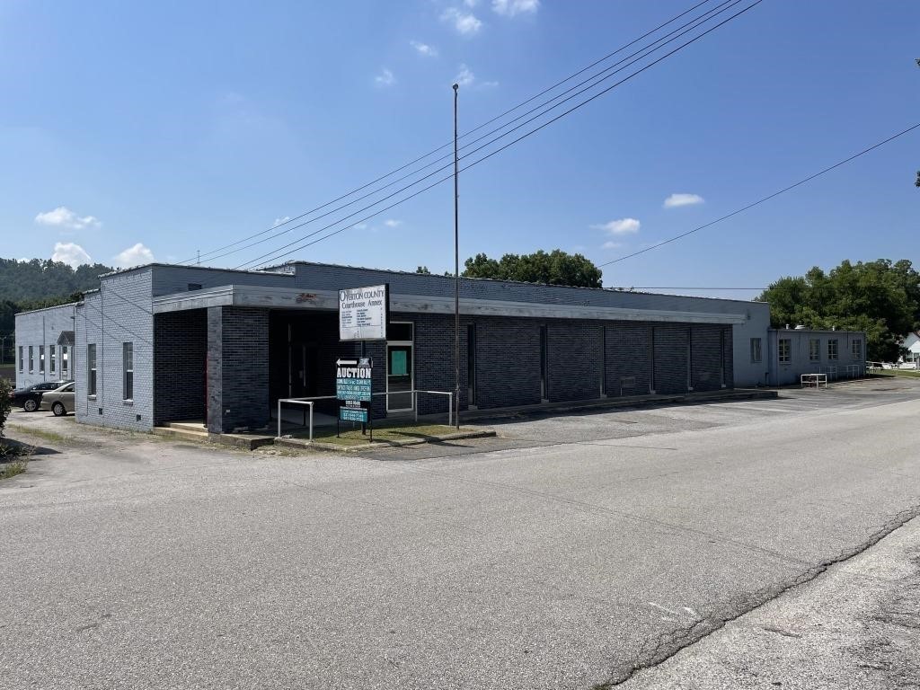 Commercial Building & 1.40+-Ac., 32,650 sq/ft