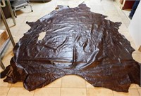 Crocodile Stamped Full Leather Cowhide.
