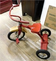 Vintage Metal MTD Red Tricycle.