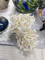 Small piece of coral like decor