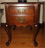 Lot #2543 - Pair of Drexel Hill Furniture solid