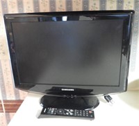 Lot #2597 - Samsung 19” flat screen TV with