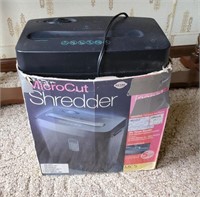 Micro Cut Shredder