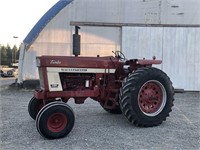 International Farmall 1066 Tractor