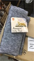 Amazing kitty pad