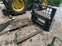 Skid Steer Pallet Forks