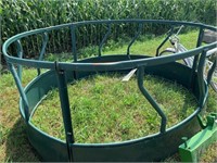 Round hay feeder