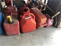 6 Gas Cans
