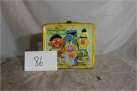 SESAME ST LUNCHBOX NO THERMOS 1979