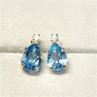 $360 10K  Blue Topaz(1.5ct) Moissanite(0.06ct) Ear