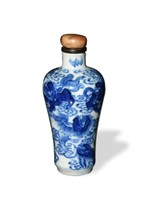 Chinese Blue & White Lion Snuff Bottle, Daoguang