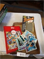Topp's Book & 1989 Cub's Team Set Cards
