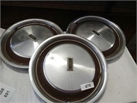 (3) Lincoln Hubcaps