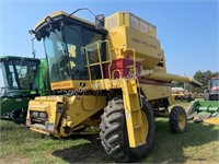 New Holland TR86 Twin Rotor combine