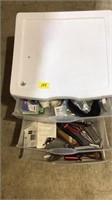 Plastic organizer, with various hardware and
