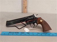 Colt Python .357 revolver pistol gun, sn#E80829,
