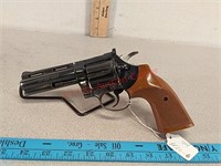 Colt Diamondback .22Lr 6 shot revolver pistol