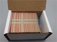 Mixed lot of 1984 & 1985 USFL Football cards!