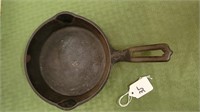 #3 wapak chief cast iron pan very nice