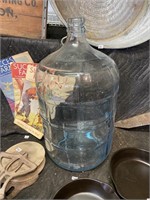 5 gallon glass bottle with embossing on bottom