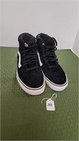 lightly warn vans off the wall size 9.5