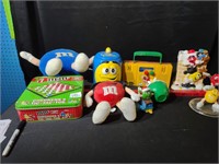 Group MM Dispensers and figures