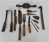 Large Lot of Vintage Handheld Woodworking Tools
