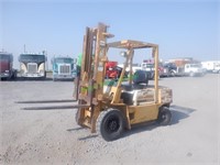 Komatsu FG25-8,  2 Stage Fork Lift