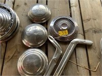 Mercury Ford hub caps & side molds