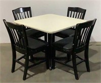 Vinyl Top Dining Table And Cloth Chairs