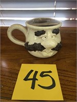 UNIQUE POTTERY MUG