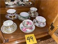 LOT OF 6 TEA CUP COLLECTION
