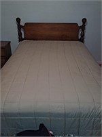 Full Size Bed w/ Headboard