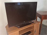 LG 32" Flatscreen TV