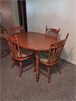 Tell City Kitchen Table w/4 Chairs